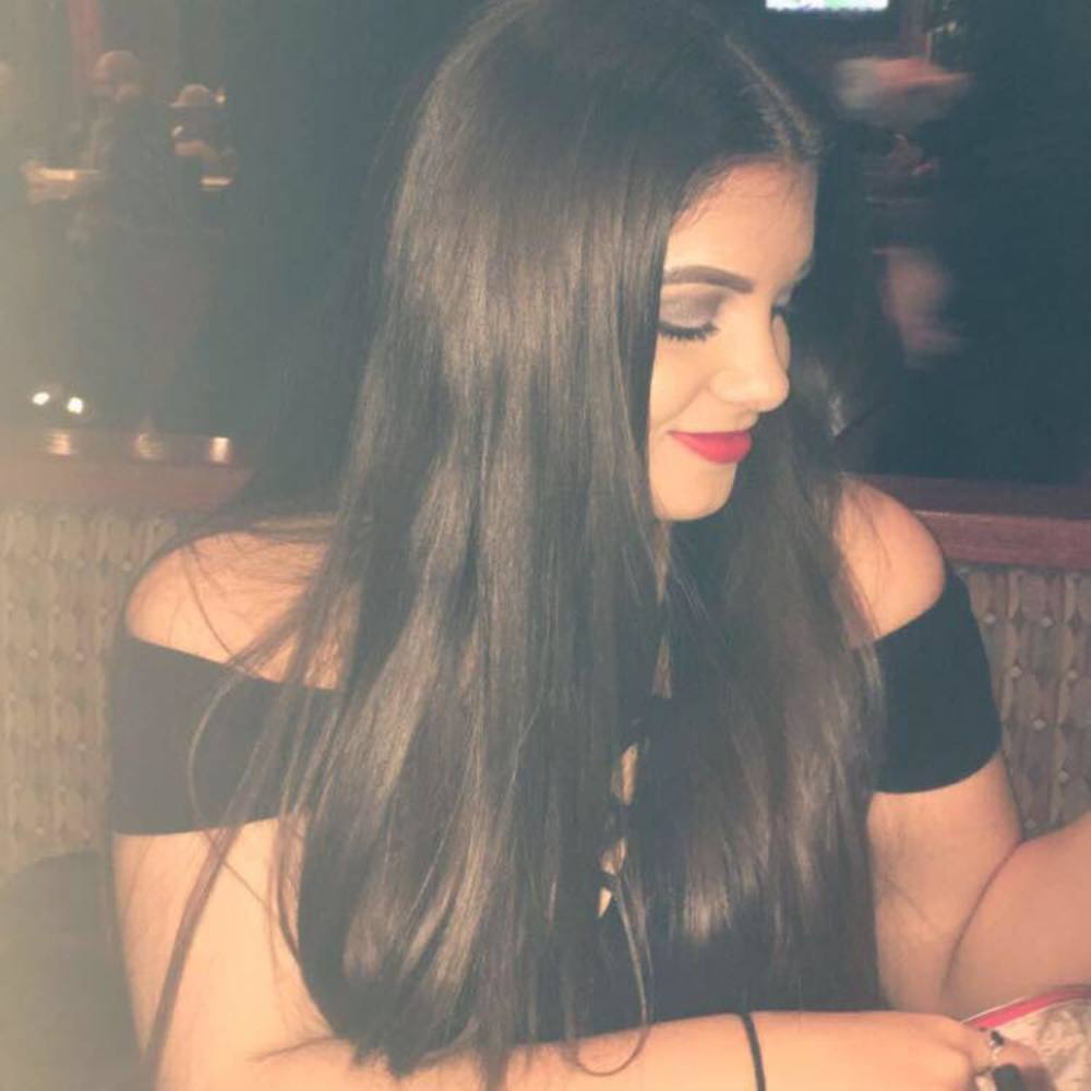 Meet your Posher, Lazara